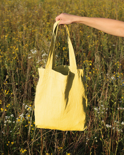 Linen tote bag in Moss yellow | sneakstylesanctums