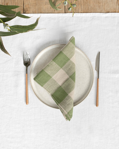 Forest green gingham linen napkin set | sneakstylesanctums