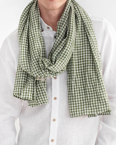 Men's linen scarf in Forest green gingham - sneakstylesanctums