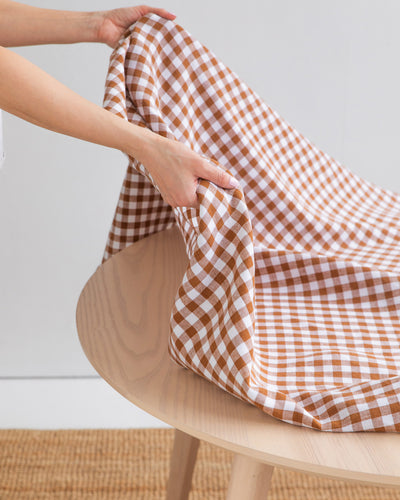 Round linen tablecloth in Cinnamon gingham - sneakstylesanctums