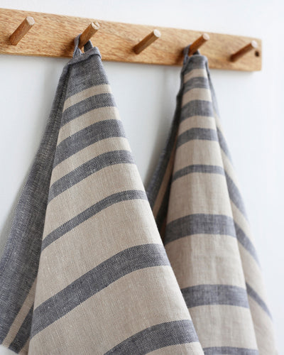 Linen tea towel in Charcoal gray stripes (Set of 2) - sneakstylesanctums