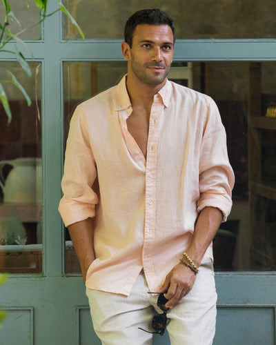 Men's classic linen shirt WENGEN in Light pink - sneakstylesanctums modelBoxOn2