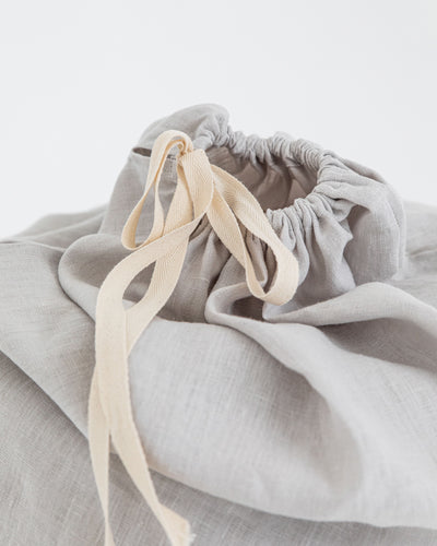 Linen laundry bag in Light gray - sneakstylesanctums