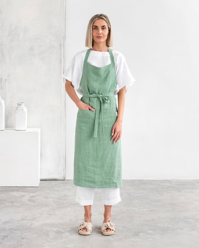 Linen bib apron in Matcha green - sneakstylesanctums
