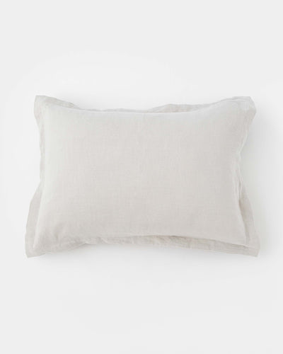 Linen pillow sham in Light gray - sneakstylesanctums