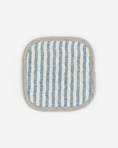Linen pot-holder (1 pcs) in Striped in blue - sneakstylesanctums