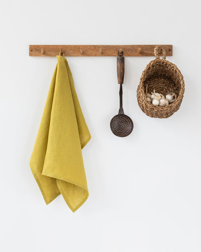 Linen tea towel in Moss yellow - sneakstylesanctums