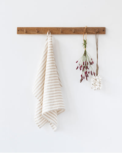 Linen tea towel in Striped in natural - sneakstylesanctums
