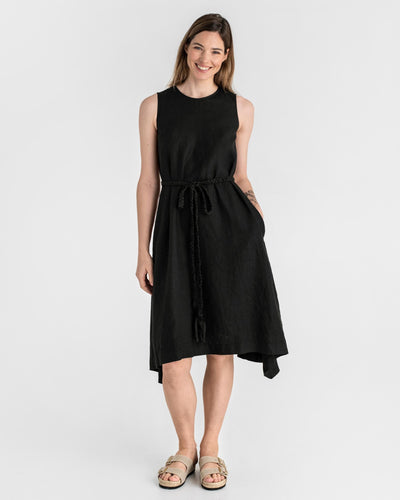 Breezy linen dress NIDA in Black - sneakstylesanctums modelBoxOn