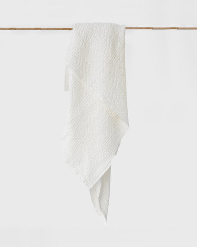 Waffle Bath Towel in White - sneakstylesanctums