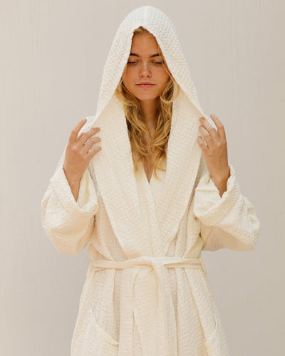 Women's waffle robe in White - sneakstylesanctums