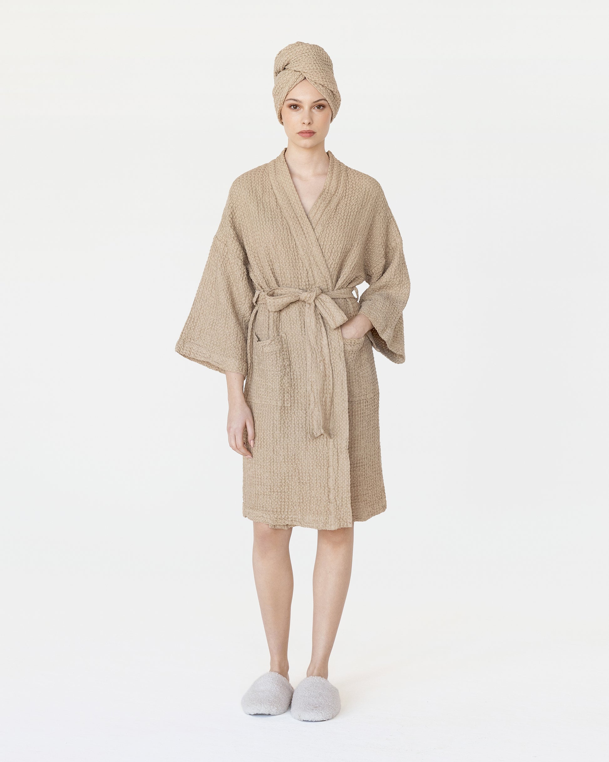 Women's waffle robe in Beige - sneakstylesanctums